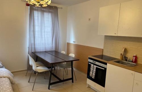 Hundsturm House | Default 1050