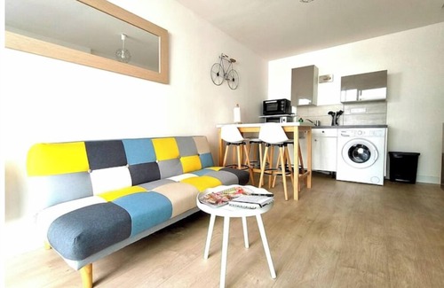 Royat Apartment | Defrance girls between Thermes & volcans