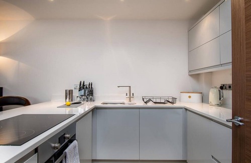 Deganwy Cottage | Deganwy Tower Apartment