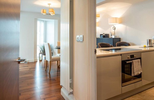 Deganwy Cottage | Deganwy Tower Apartment