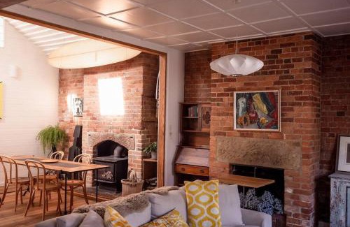 South Hobart House | Degraves St Old Mill