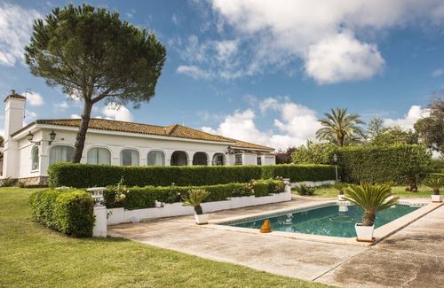 Castilblanco de los Arroyos House | DEHESA YERBABUENA - ROOM FOR RENT