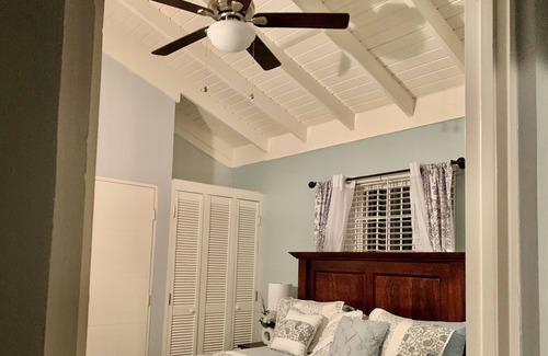 Falmouth House | Deja Blu!!