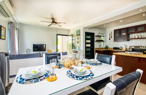 Reading Apartment | Deja Blue - 1 bedroom at Miramar