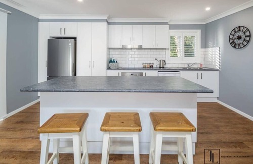 Tomakin House | Deja Blue - Complete River Front