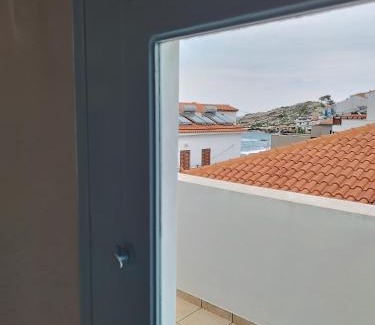 Kokkari House | DEJA BLUE Maisonette