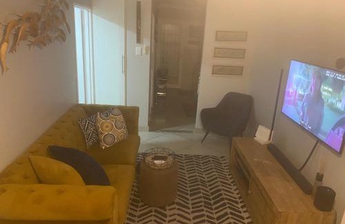 Westbrook Apartment | Deja Blue