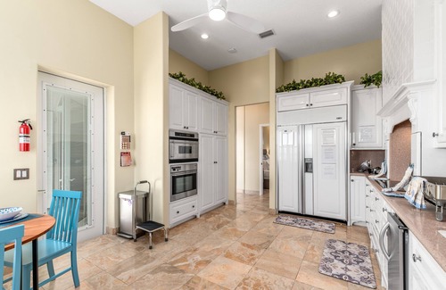 Stuart House | Del Mar al Cielo: Luxury Beachfront Estate ON the Beach! w/elevator+pool!