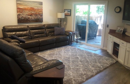 Carmel Valley House | Del Mar/Carmel Valley with Parking Pass to Torrey Pines State Beach!