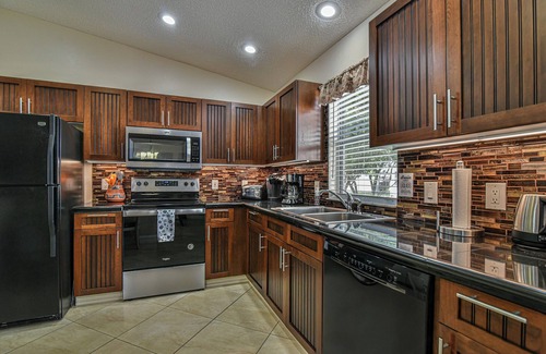 Lady Lake House | Del Mar Paradise! The Villages, Close to Spanish Springs, Golf Cart, Bikes!