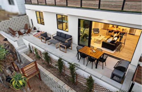 Del Mar Heights Apartment | Del Mar Retreat - Laundry BBQ Firepit AC Patio