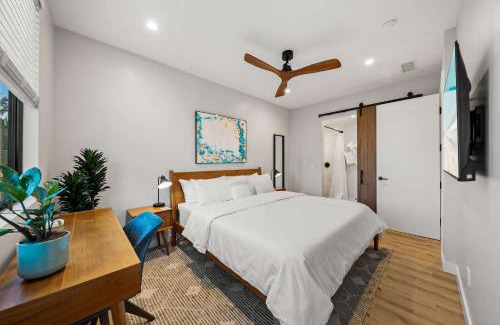 Del Mar Heights Apartment | Del Mar Retreat - Laundry BBQ Firepit AC Patio