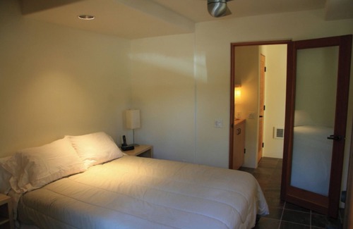 Torrey Preserve Bed & Breakfast | Del Mar - Torrey Pines Beach Getaway! Walk to Beaches, Hiking & Restaurants!