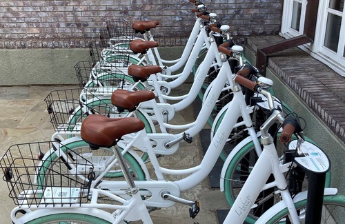 Del Mar Resort | Del Mar, where the Turf meets the Surf! Welcome to Villa L'Auberge