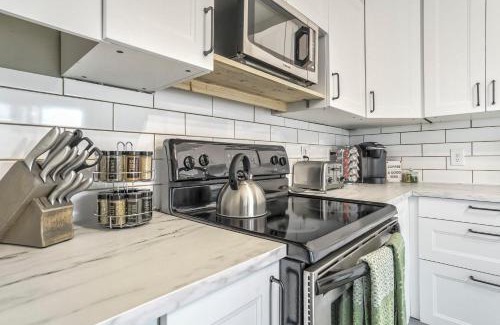 Central Colorado Springs House | Del Norte Deluxe! Downtown King Top Attractions