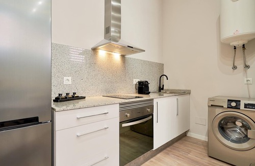 El Ejido Apartment | Del Parque Flats Estudio Capuchinos Calm&Quiet