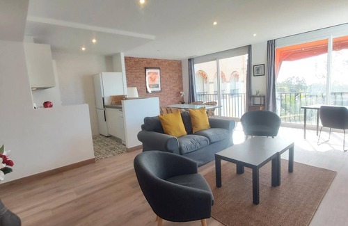Cerrado de Calderon Apartment | Del Parque Flats Interpares Swimmingpool