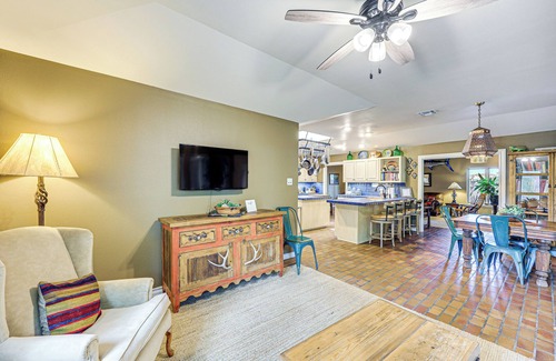 Amistad National Recreational Area House | Del Rio Home w/Large Yard, BBQ + Fireplace!