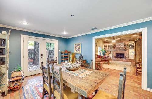 Amistad National Recreational Area House | Del Rio Home with Large Yard, BBQ and Fireplace!
