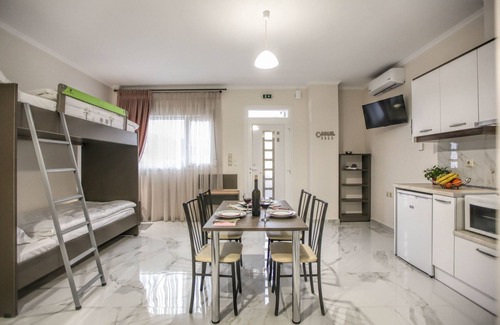 Kalambaka Apartment | Del Sol Meteora Luxurious Family Suites #2