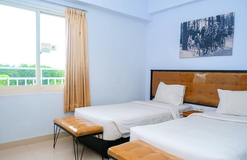 Tuban Sub-District Hotel | Dela Charis Tuban