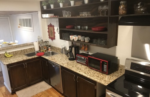 Irving House | "DELAWARE" *2 BEDROOMS*CODED LOCK*AIRPORTS*COWBOYS*SIX FLAGS*