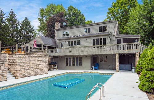 Delaware House | Delaware Farmstead Retreat