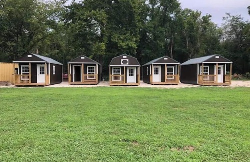 Tuscumbia Cabin | “Delbert” one of the 5 Tiny Cabins on the Osage River