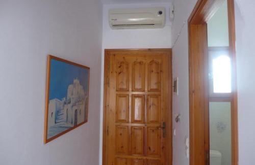 Lionas Apartment | Delfinaki studio