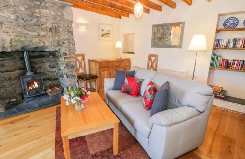 Harlech House | Delfod Cottage