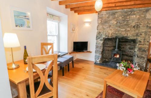 Harlech House | Delfod Cottage