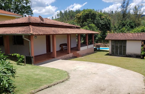 Amparo House | DELICIOUS COTTAGE, SWIMMING POOL/BARBECUE/STOVE - BLACK SAW