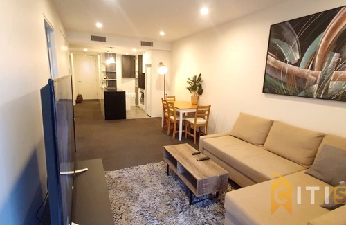 Dickson Apartment | Delight in Dickson -2bd 2bth Apt