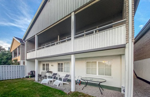 Granna House | Delight your family with a stay in this spacious and cozy vacation home with lake view and sauna.