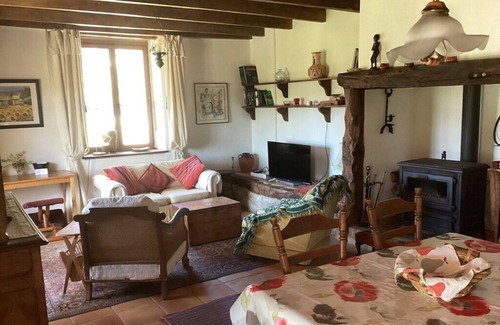Sainte-Alauzie Cottage | Delightful single story stone cottage with stunning south face panoramic views