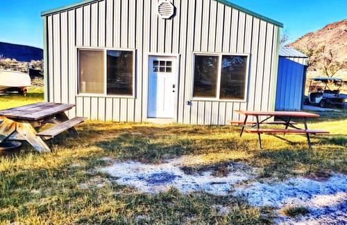Coulee City House | Delightful 2 bedroom Home at the Blue Lake