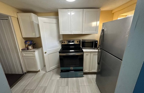 Lower Mills House | Delightful 2-bedroom house in Milton