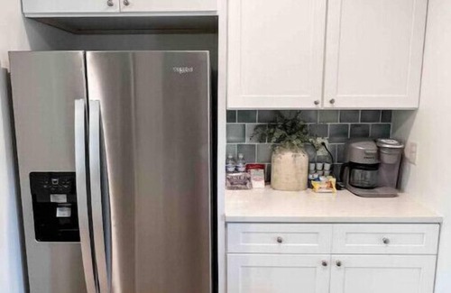 Homewood Condo | Delightful 2 BR Condo Downtown Homewood