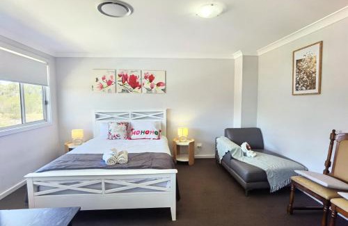 Bardia House | Delightful 2-level home in Bardia