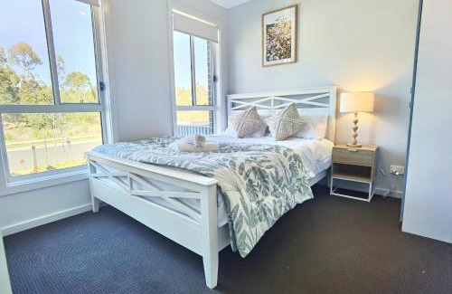 Bardia House | Delightful 2-level home in Bardia