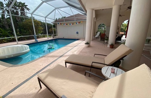 Palm Beach Country Estates House | Delightful 3 bedroom home on over 1 acre