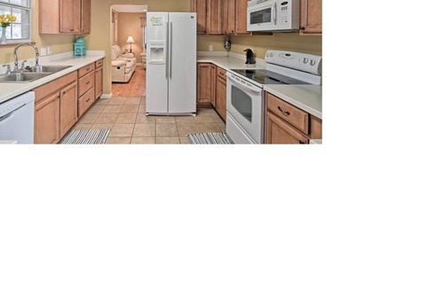 Pass Christian House | Delightful 3-bedroom house with AC in Pass Christian