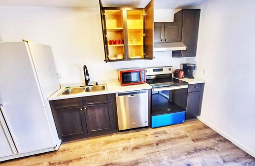 Coulee City Resort | Delightful 3 bedroom Cabin at the Blue Lake (Cabin 1)