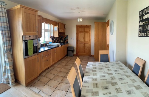 Listowel House | Delightful 3 bedroom house