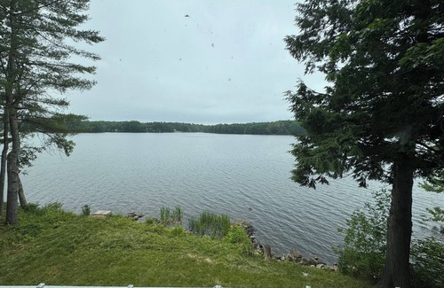 Richmond House | Delightful 3-bedroom house on Pleasant Pond in Richmond Maine