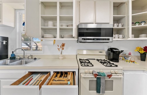 Mission Hills House | Delightful 3-bedroom house with AC in sunny San Diego