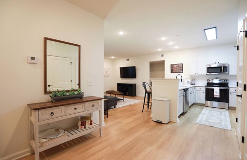 Starkville Condo | Delightful 3-bedroom condo within walking distance to Campus!