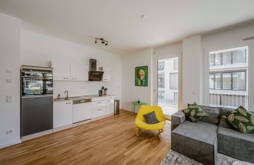 Boeblingen Apartment | Delightful 3 Room Apart. ETRO I Centre I Balcony I Family-friendly I Homeoffice