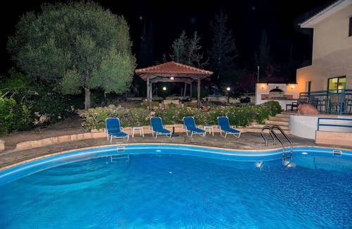 Pegeia Villa | Delightful Coral Bay Villa,Large Pool, Billiard,Wonderful Area,Villas for Groups