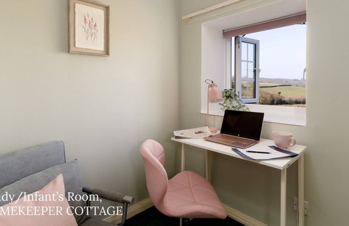Ash Mill Cottage | Delightful Cottage, Countryside Views, Swimming Pool & Exmoor & Dogs.